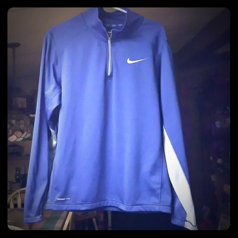 Ladies Nike Top